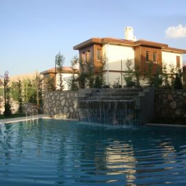 BAHÇESARAY YEŞİLYURT KONAKLARI