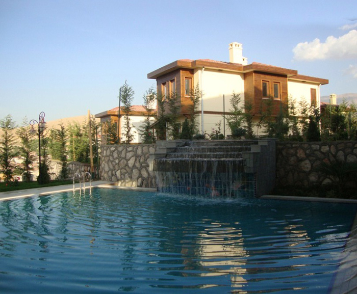 BAHÇESARAY YEŞİLYURT KONAKLARI