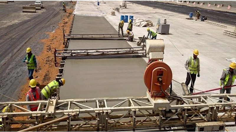 SUUDİ ARABİSTAN MEDİNE PRENS MUHAMMED BIN ABDULAZİZ ULUSLARARASI HAVALİMANI APRON VE PIST KAPLAMA İŞLERİ